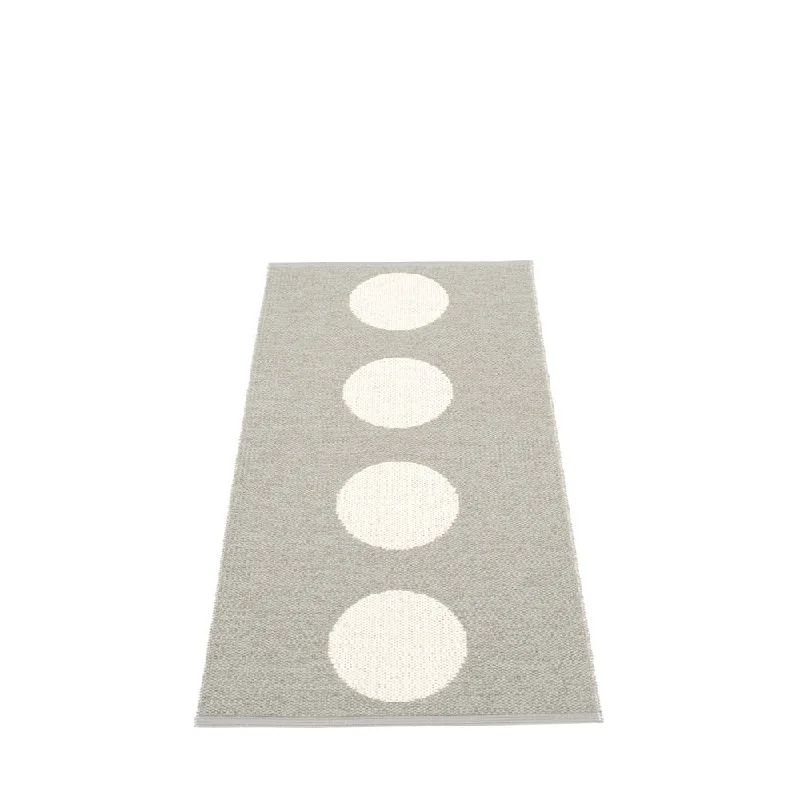 North Haven Plastic Floor Mats Warm Grey/Vanilla (Multiple Sizes)